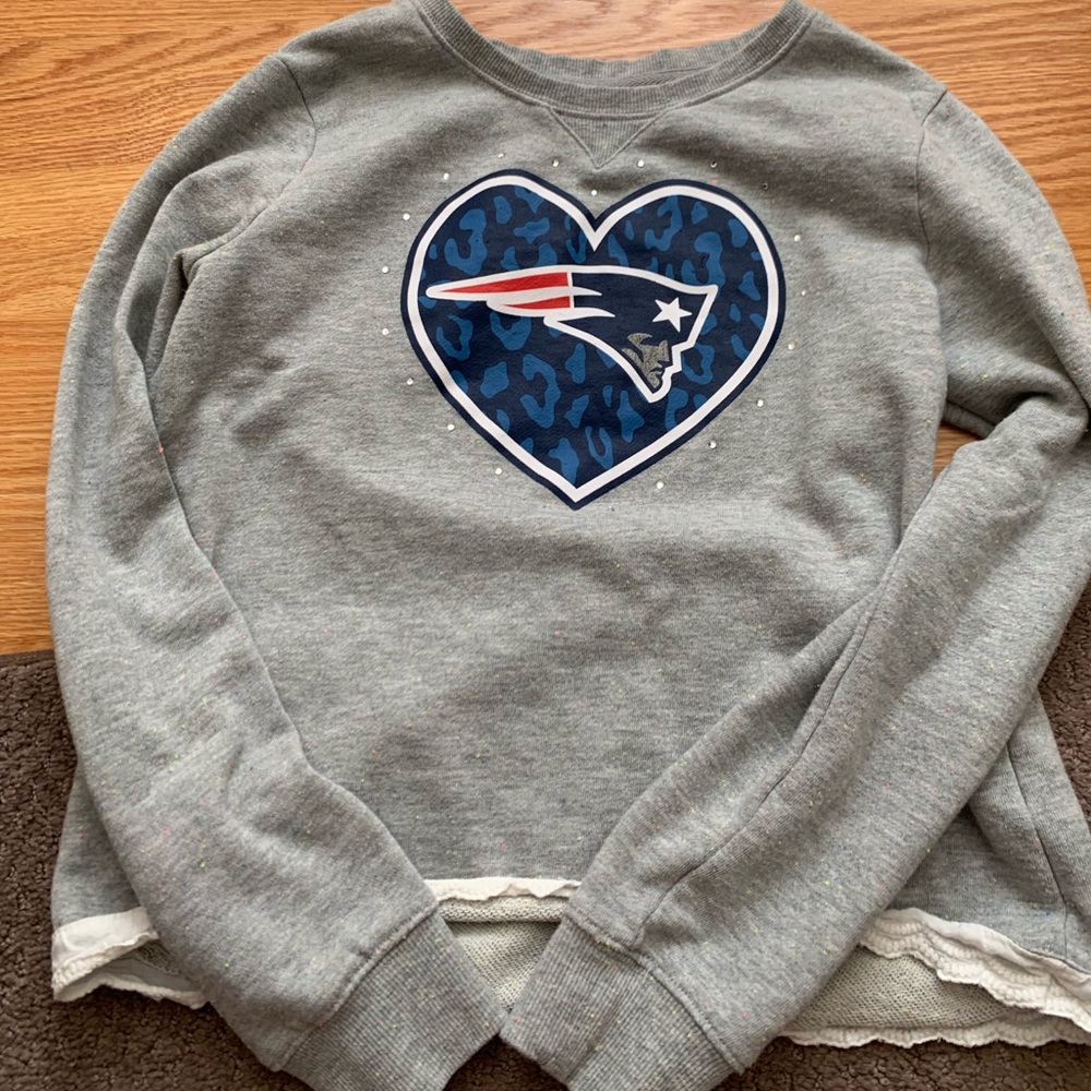 Girls New England Patriots sweatshirt size 14/16